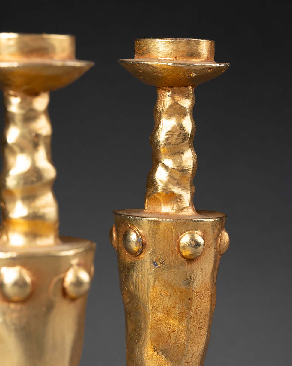 Paire de chandeliers en bronze doré - Milieu du XXème siècle