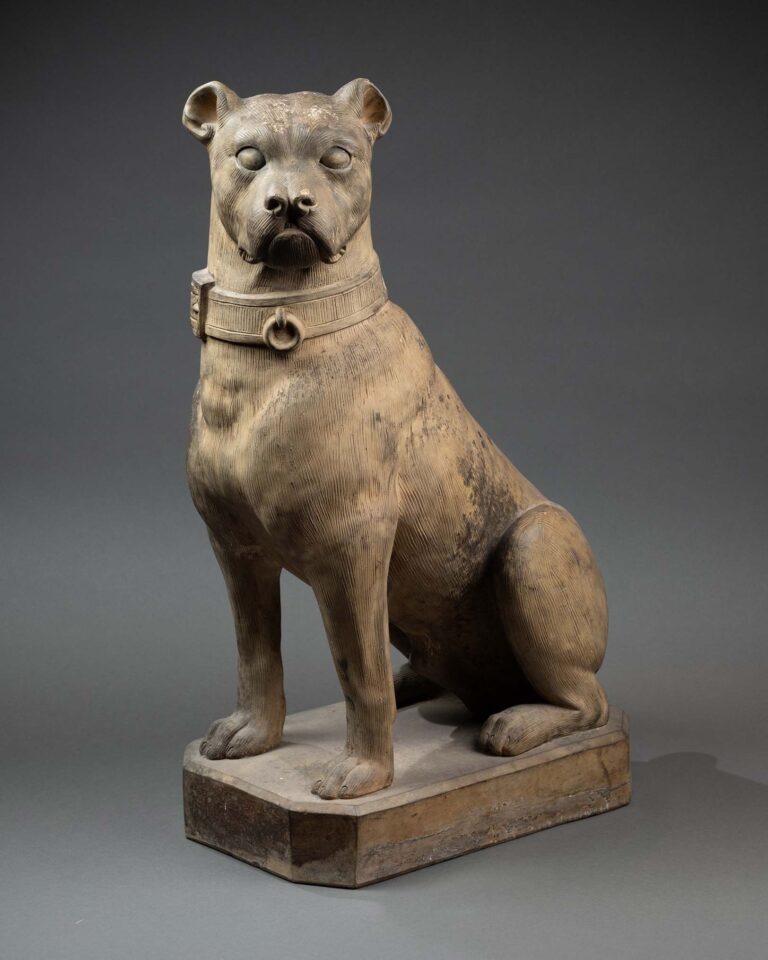 Chien de garde en terre cuite – travail du XIXᵉ siècle