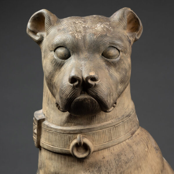 Chien de garde en terre cuite – travail du XIXᵉ siècle