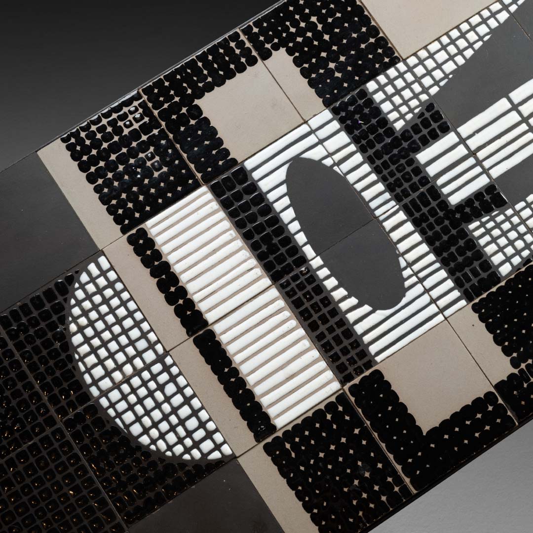 Table basse en céramique - Roger Capron