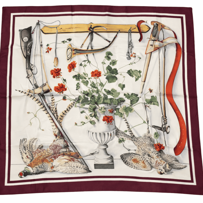 Carré Hermès : Modèle “Fleurs et Gibiers”