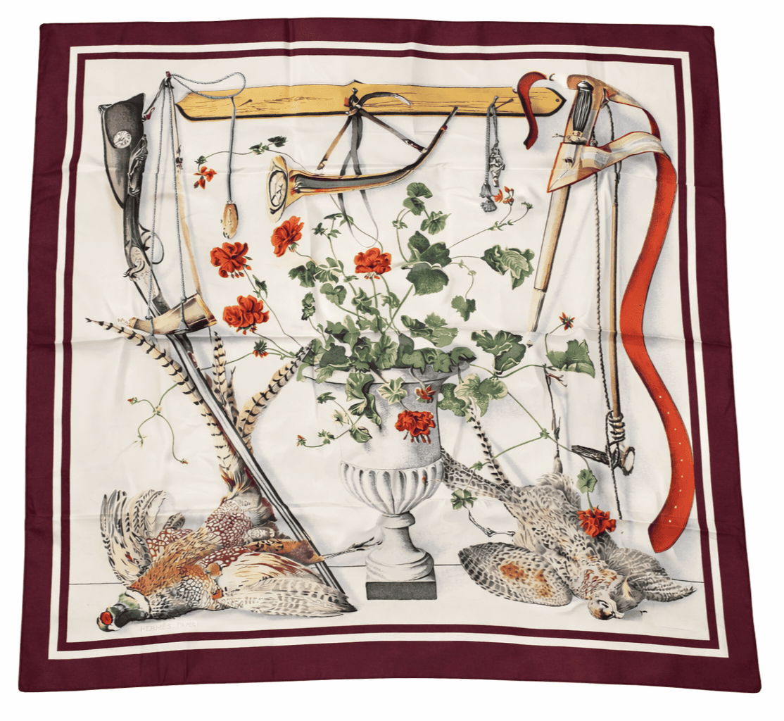 Carré Hermès : Modèle “Fleurs et Gibiers”