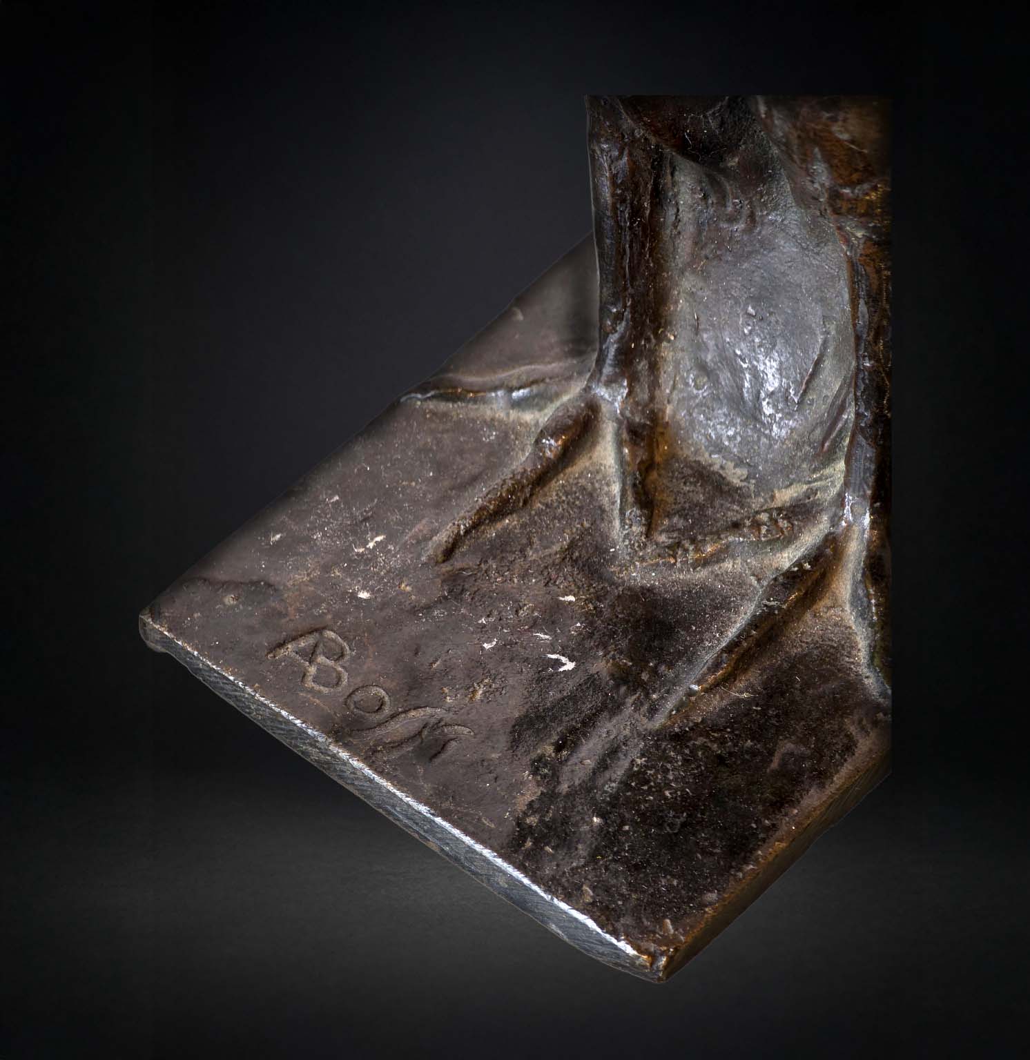 Sculpture en bronze patiné – Oiseau stylisé signé A. Bossi