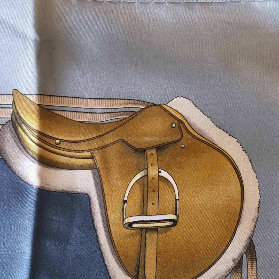 Carré Hermès Vintage "Jumping"
