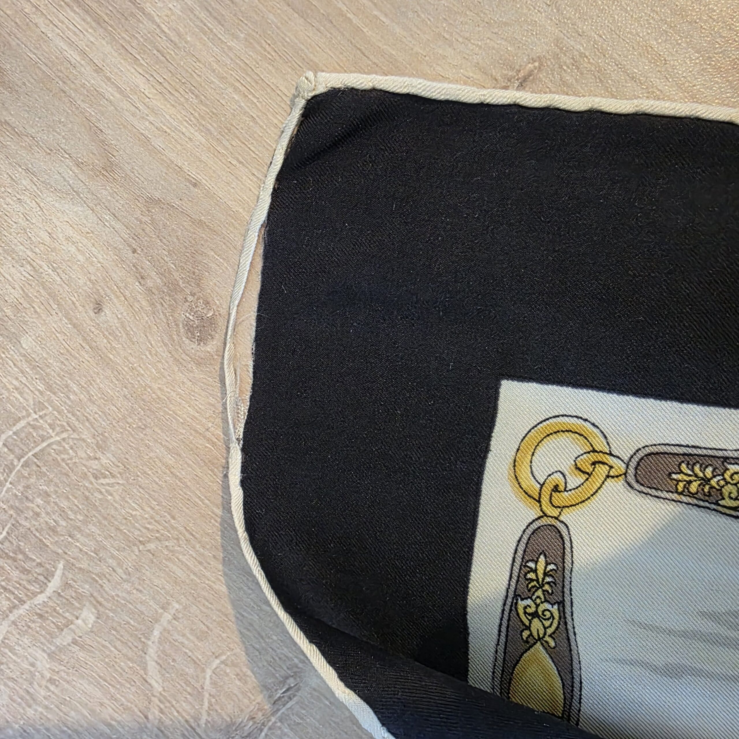 Carré Hermès Vintage "Harnais à l'Anglaise"